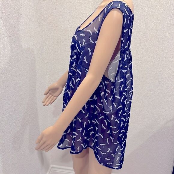 Torrid dragon fly pattern blouse - Picture 3 of 4